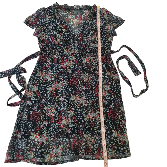 Jay Jay's Dark Floral Dress - Picture 5 of 13